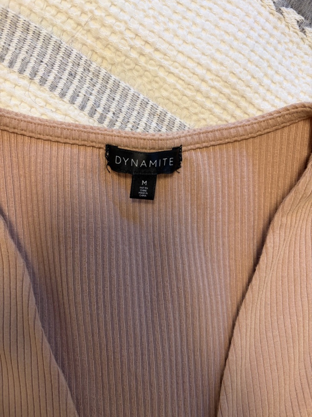 Dynamite Taupe Ribbed Ring-Front Crop Top - Picture 2 of 3